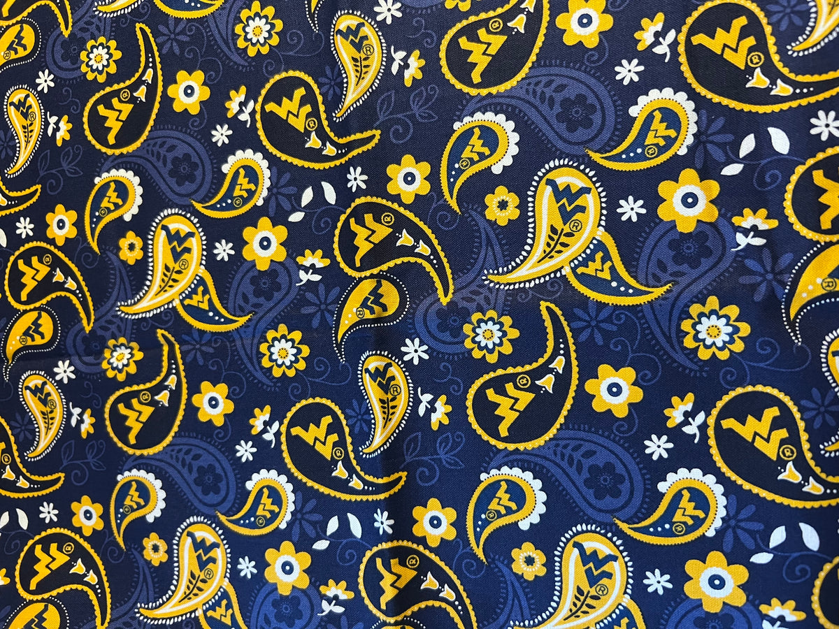 Made-to-Order WVU Quilted Zipper Pouch