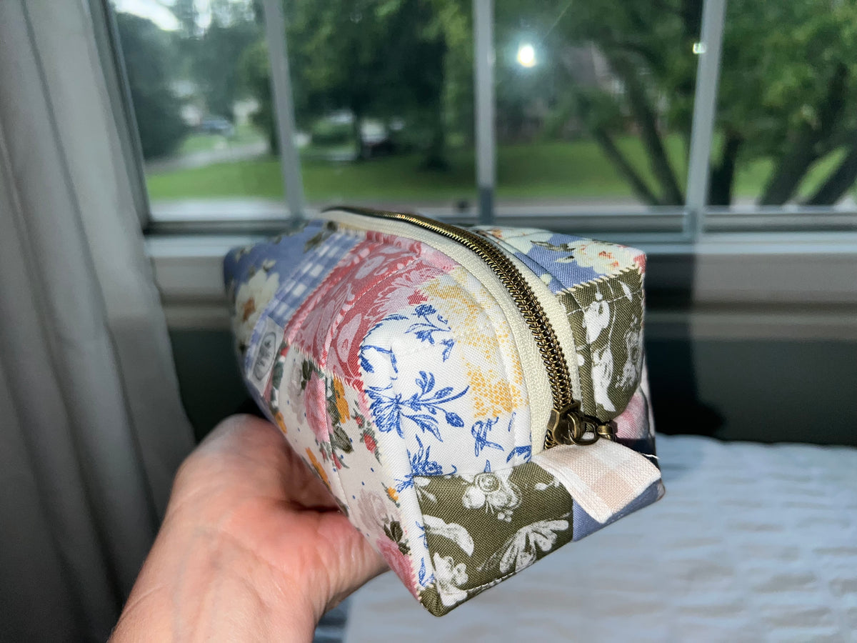 Patchwork Floral Boxy Zipper Pouch