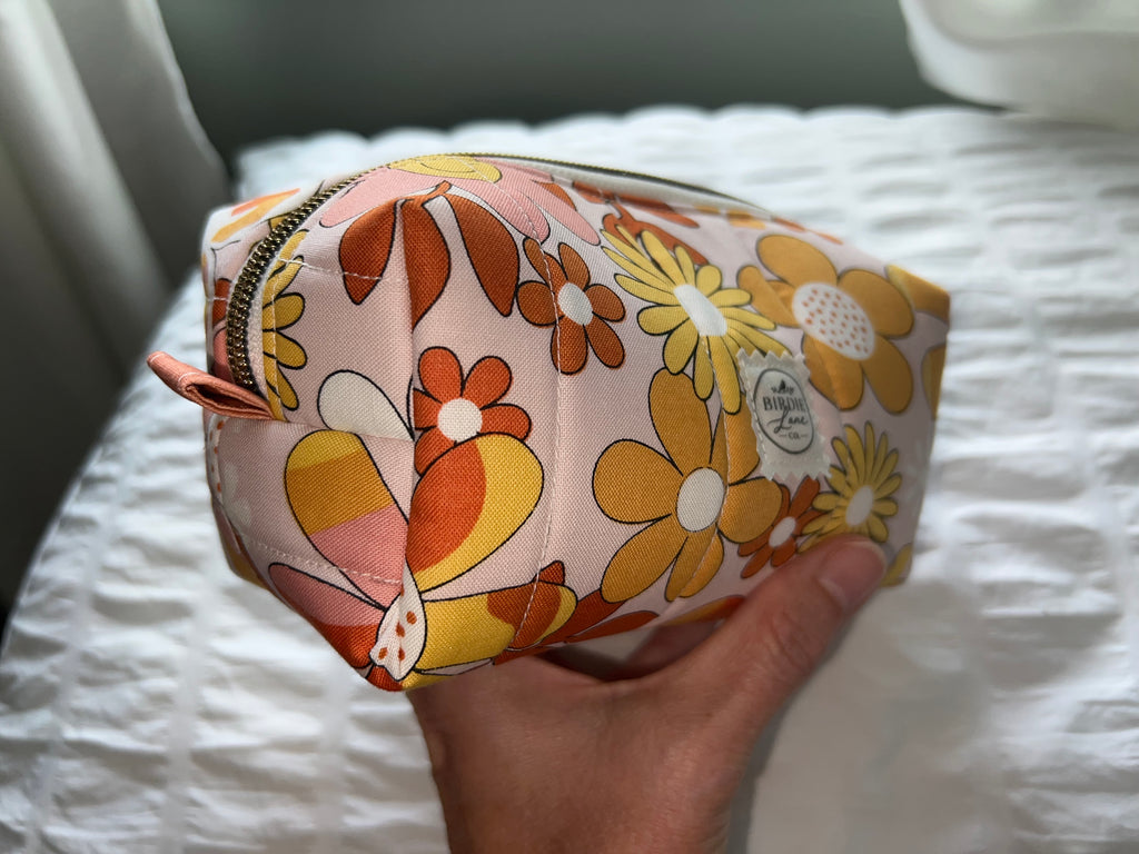Retro Floral Boxy Zipper Pouch