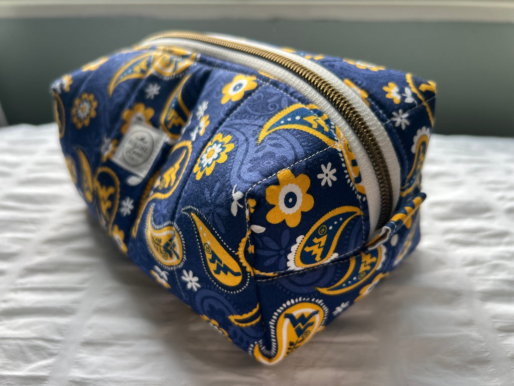 WVU Quilted Boxy Zipper Pouch