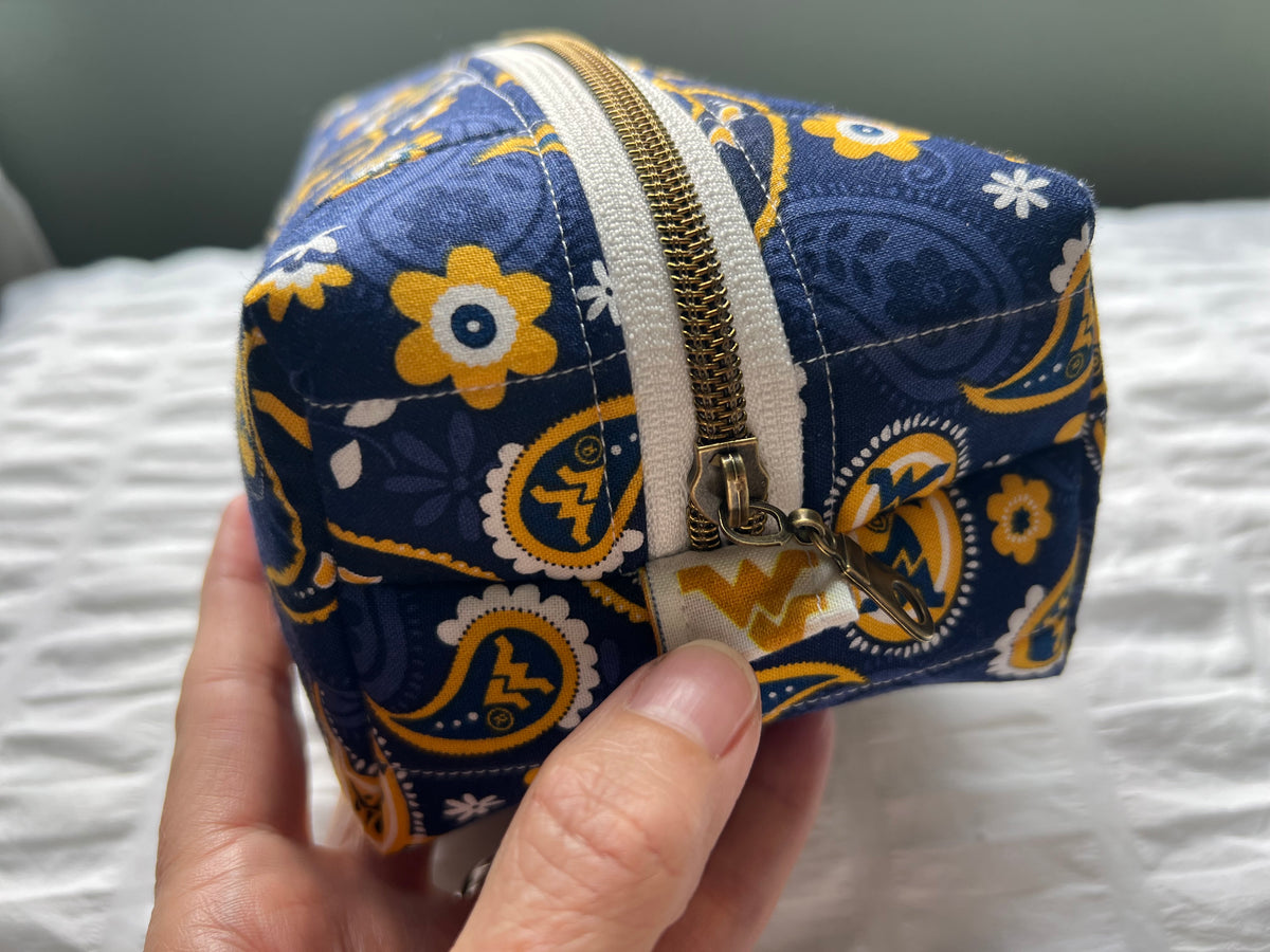 WVU Quilted Boxy Zipper Pouch