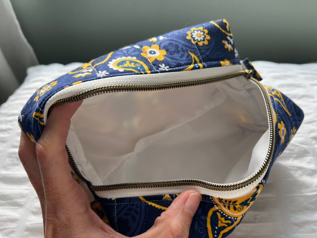 WVU Quilted Boxy Zipper Pouch