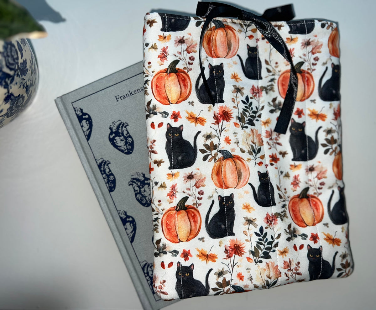 Pumpkin & Purrs Quilted Book Sleeve | Black Cat & Pumpkin Fall Book Cover