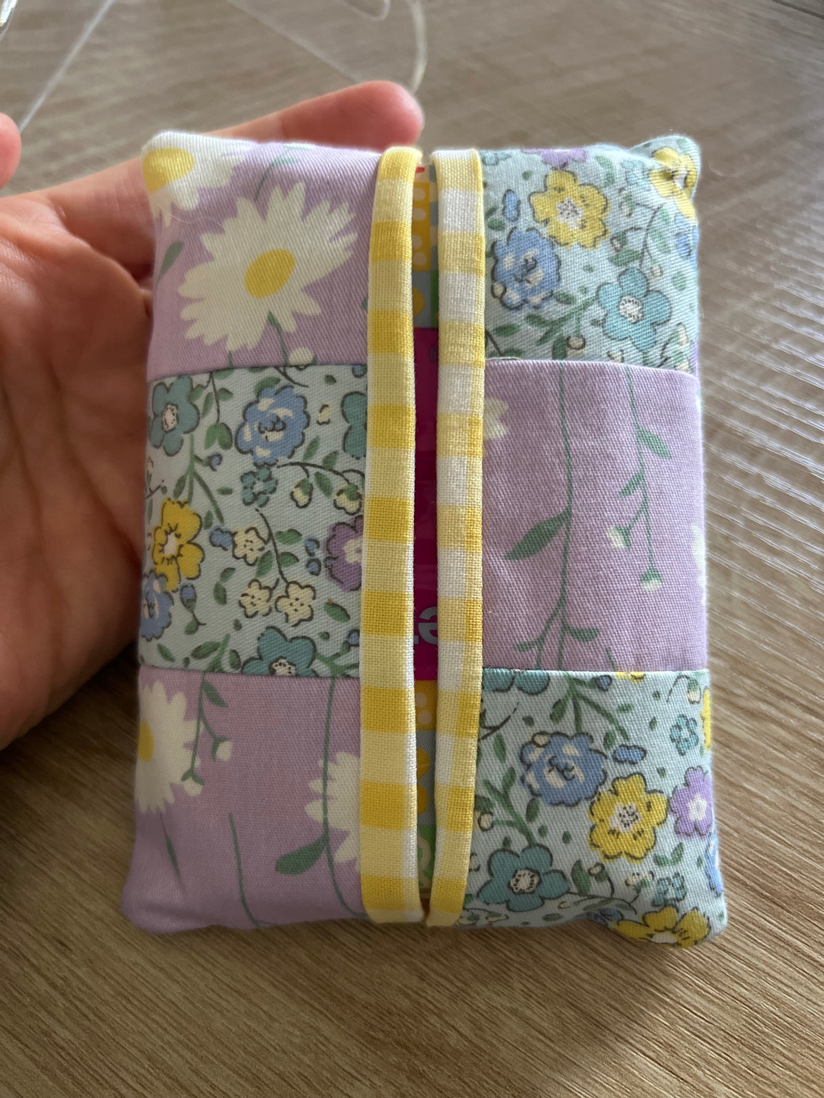 Daisy Days Patchwork Tissue Pouch