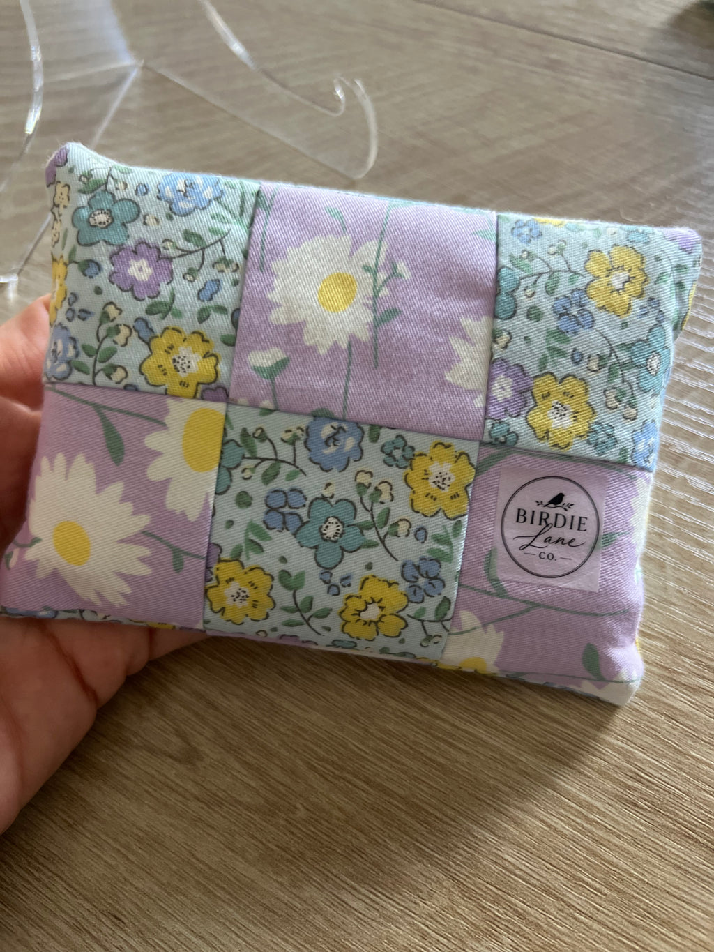 Daisy Days Patchwork Tissue Pouch