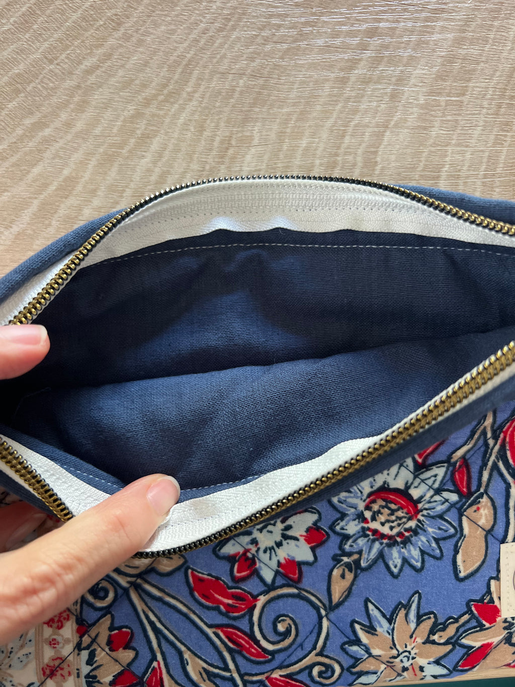 Blueberry & Blooms – Garden Edition Medium Zipper Pouch