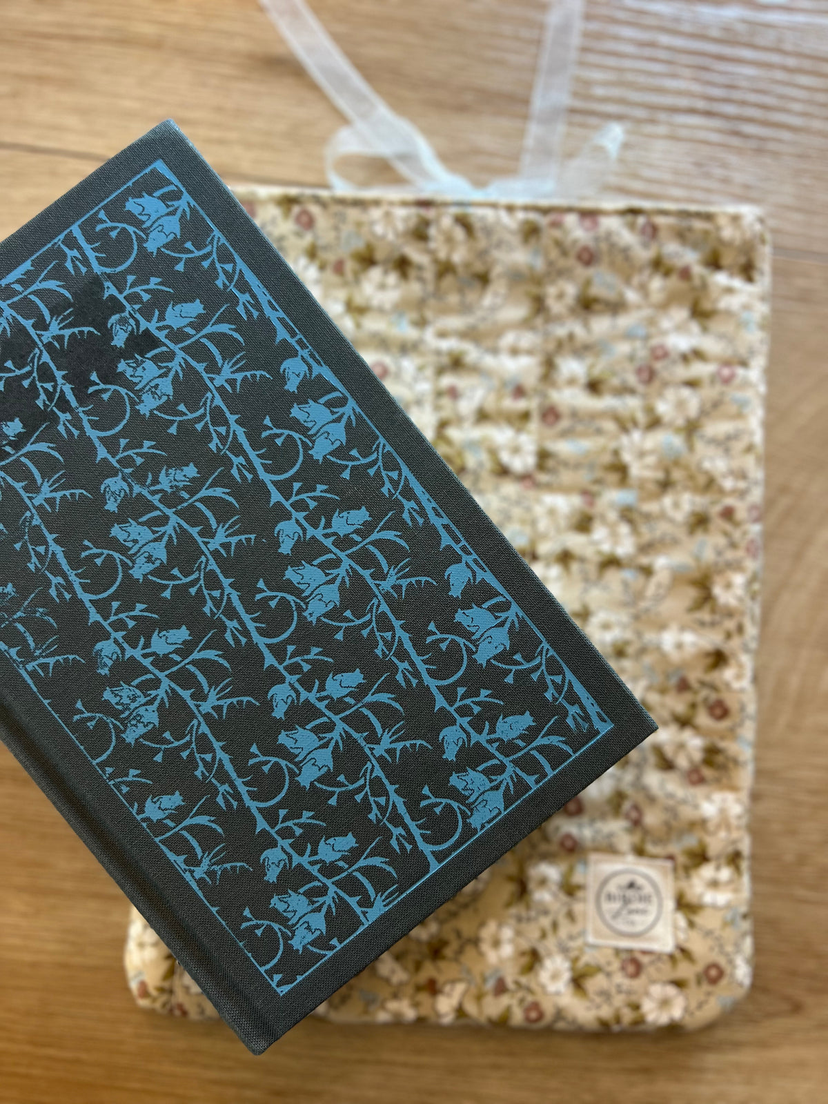Vintage Wildflower Meadow Quilted Book Sleeve
