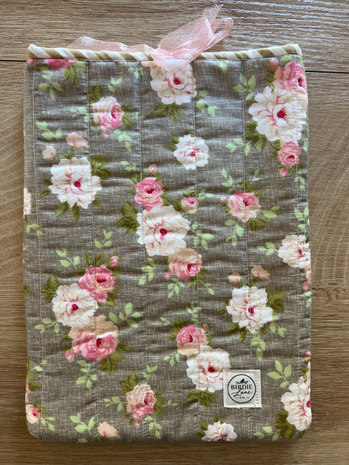 Vintage Rose Garden Quilted Book Sleeve