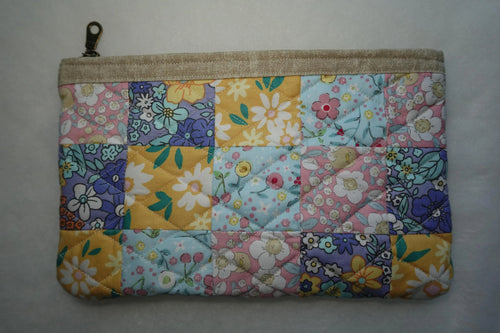 Bluebell Patchwork Medium Quilted Zipper Pouch